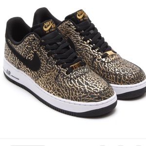 GOLD ELEPHANT AIR FORCE ONES !